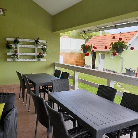 Levi Panzio Bed & Breakfast Praid Exterior foto